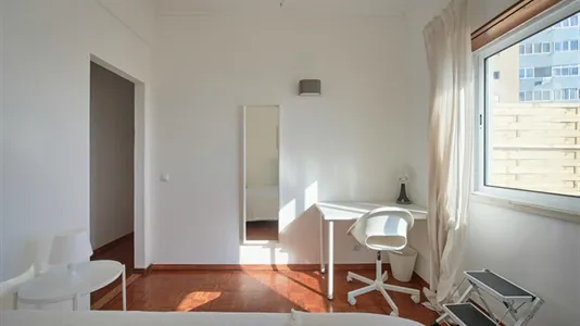 Rooms in Almada - photo 6