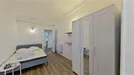 Room for rent, Valence, Auvergne-Rhône-Alpes, &lt;span class=&quot;blurred street&quot; onclick=&quot;ProcessAdRequest(13505929)&quot;&gt;&lt;span class=&quot;hint&quot;&gt;See streetname&lt;/span&gt;[xxxxxxxxxxxxx]&lt;/span&gt;