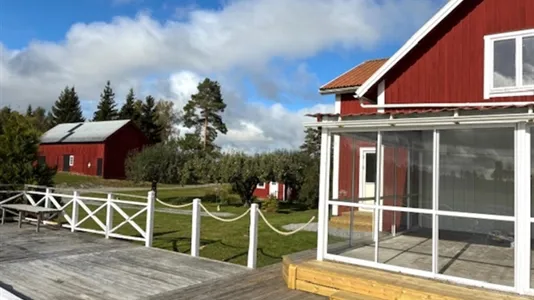 Houses in Västerås - photo 3