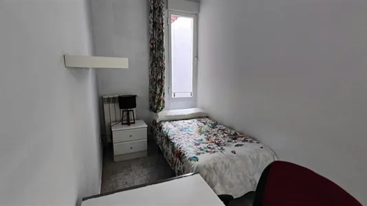 Rooms in Madrid Chamberí - photo 4
