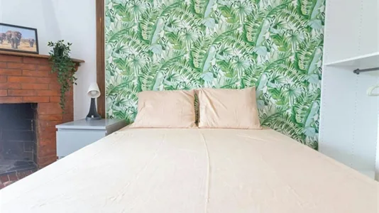 Rooms in Barcelona Eixample - photo 2