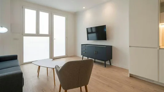 Apartments in Valencia Ciutat Vella - photo 4