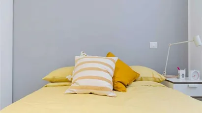 Room for rent in Milano Zona 5 - Vigentino, Chiaravalle, Gratosoglio, Milan