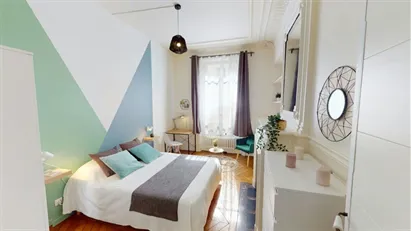 Room for rent in Paris 17ème arrondissement, Paris