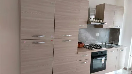 Rooms in Roma Municipio XIV – Monte Mario - photo 8