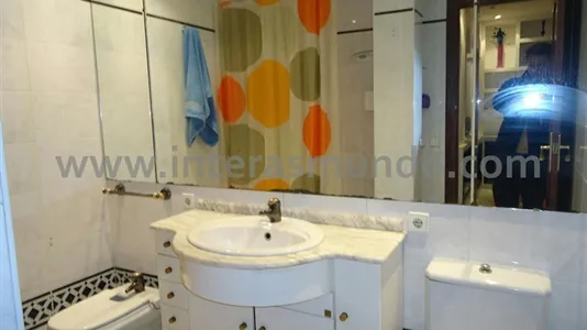 Rooms in Córdoba - photo 10