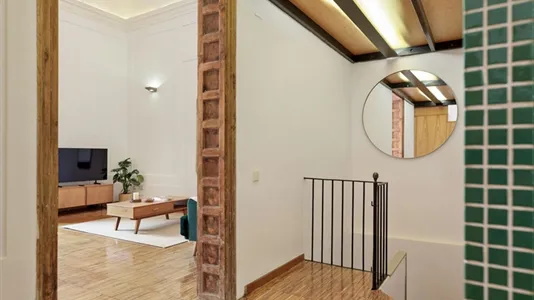 Apartments in Barcelona Ciutat Vella - photo 9