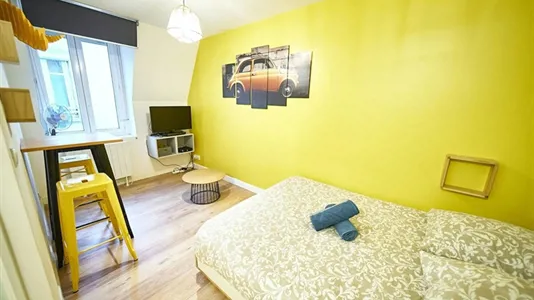 Apartments in Lyon - photo 2