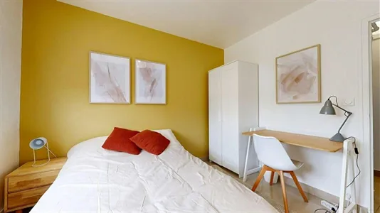 Rooms in Dijon - photo 1