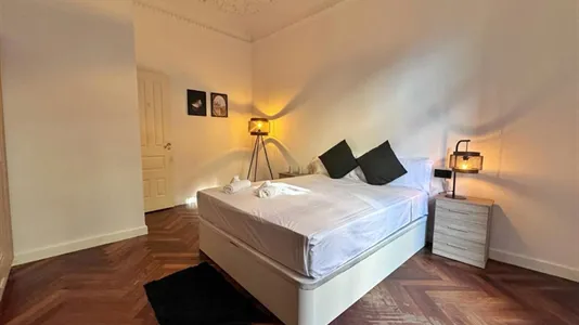 Rooms in Barcelona Eixample - photo 7