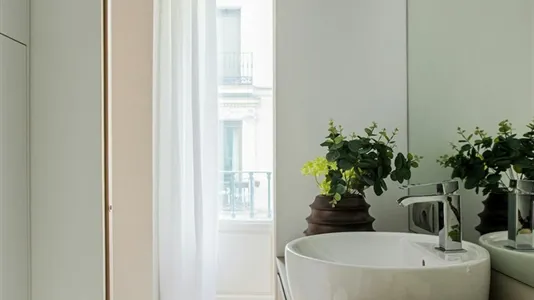 Apartments in Madrid Centro - photo 8