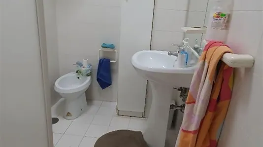 Rooms in Roma Municipio II – Parioli/Nomentano - photo 4