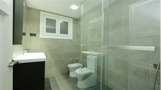 Rooms in Barcelona Gràcia - photo 10