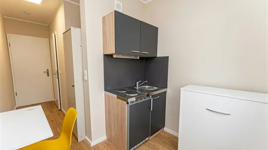 Apartments in Berlin Charlottenburg-Wilmersdorf - photo 3