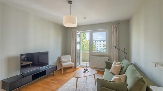 Apartments in Berlin Friedrichshain-Kreuzberg - photo 2