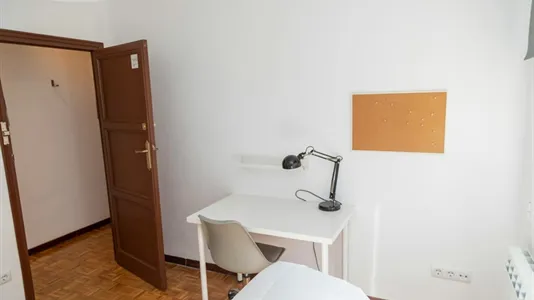 Rooms in Madrid Tetuán - photo 5