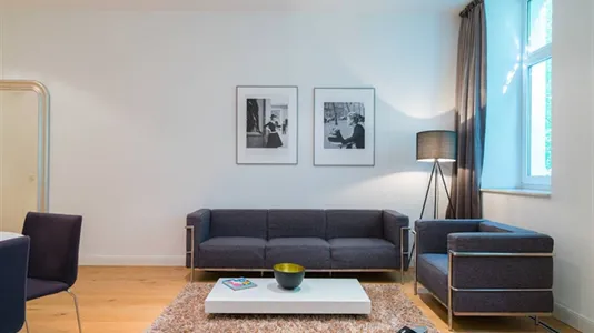 Apartments in Frankfurt Süd - photo 5