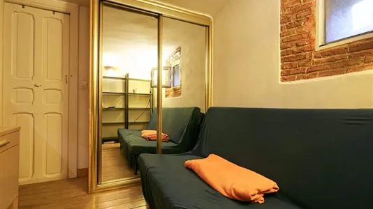 Apartments in Madrid Chamberí - photo 9