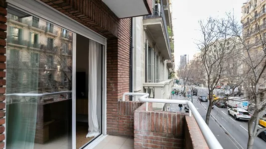 Apartments in Barcelona Eixample - photo 2