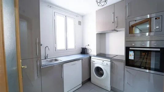 Rooms in Madrid Centro - photo 9