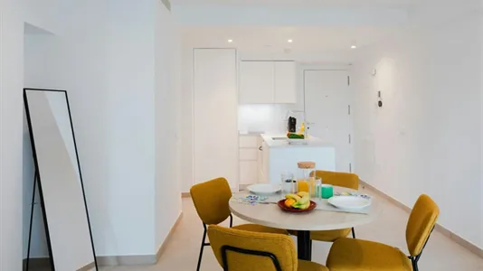 Rooms in Málaga - photo 4