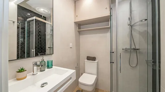 Rooms in Málaga - photo 7