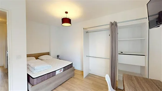 Rooms in Poitiers - photo 3