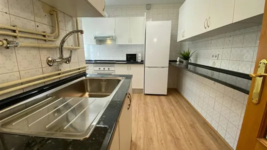 Rooms in Fuenlabrada - photo 8