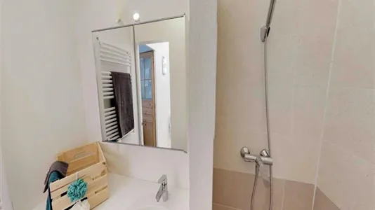 Rooms in Lyon - photo 7