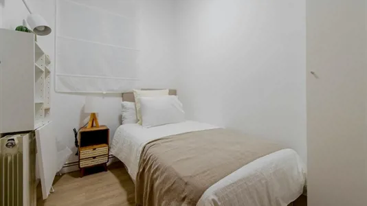 Rooms in Madrid Centro - photo 1