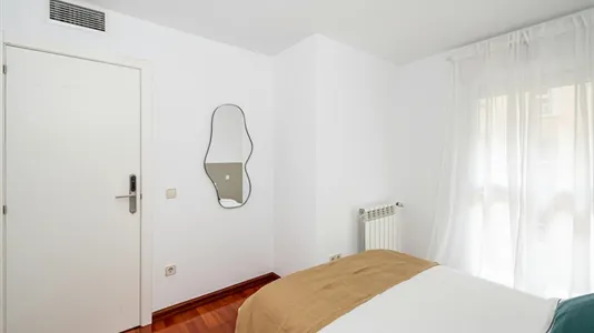Rooms in Madrid Chamartín - photo 3