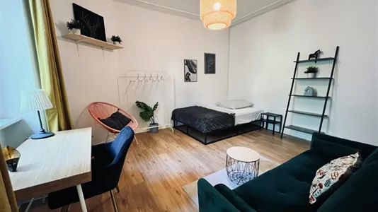 Apartments in Berlin Mitte - photo 4