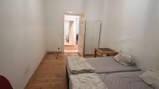 Apartments in Berlin Neukölln - photo 5