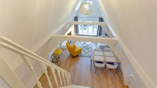 Apartments in Amsterdam Centrum - photo 2