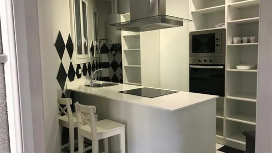 Rooms in Barcelona Ciutat Vella - photo 7