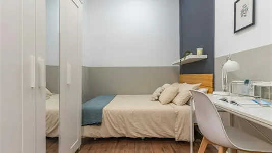 Rooms in Madrid Centro - photo 1