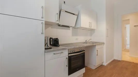 Rooms in Berlin Mitte - photo 7