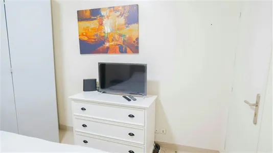 Apartments in L'Haÿ-les-Roses - photo 6