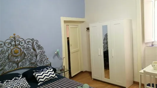 Houses in Napoli Municipalità 2 - photo 3