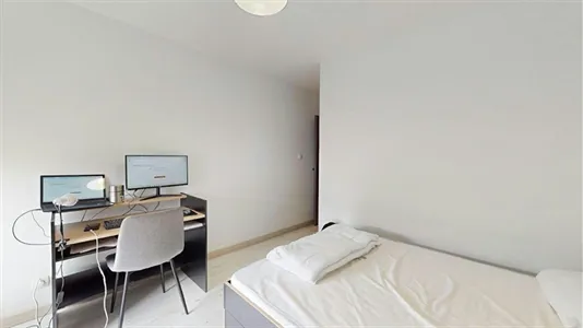 Rooms in Toulouse - photo 3