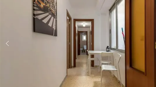 Rooms in Valencia Ciutat Vella - photo 5