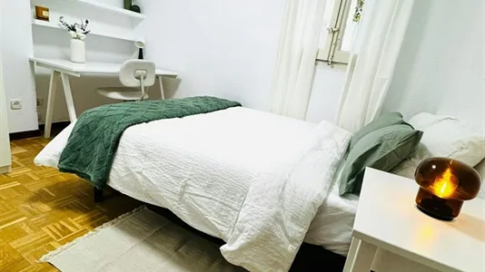 Rooms in Madrid Moncloa-Aravaca - photo 5