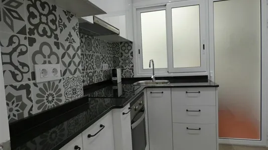 Rooms in Cornellà de Llobregat - photo 7