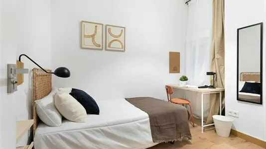 Rooms in Madrid Chamberí - photo 6