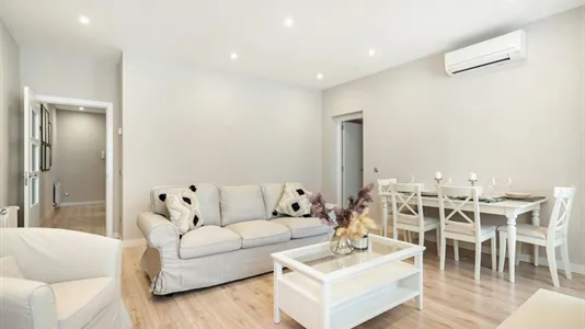 Houses in Madrid Chamartín - photo 5