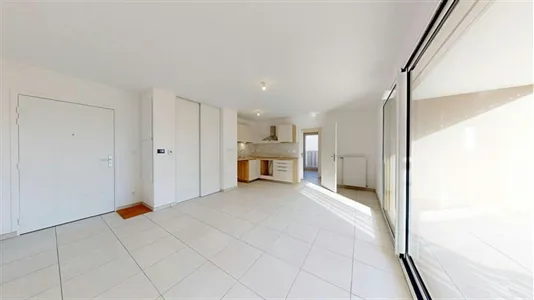 Apartments in Lyon - photo 6