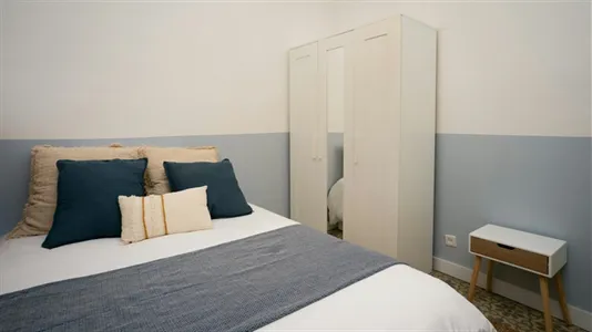 Rooms in Barcelona Eixample - photo 3