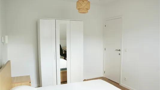 Rooms in Brussels Schaarbeek - photo 3