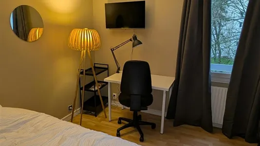 Rooms in Torcy - photo 6