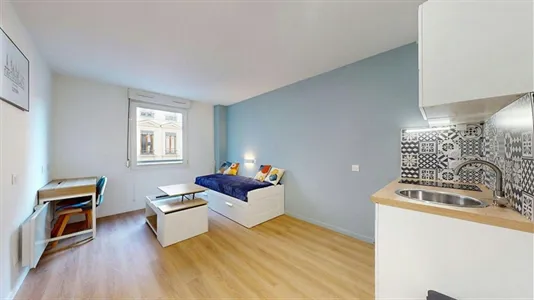 Apartments in Lyon - photo 1